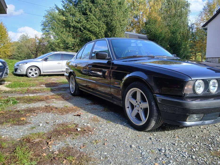 BMW E34 524TD M21D24 1988 Diamantschwartz Metallic