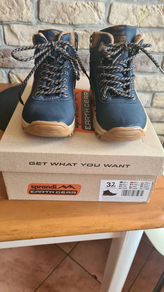 Buty chłopięce 32