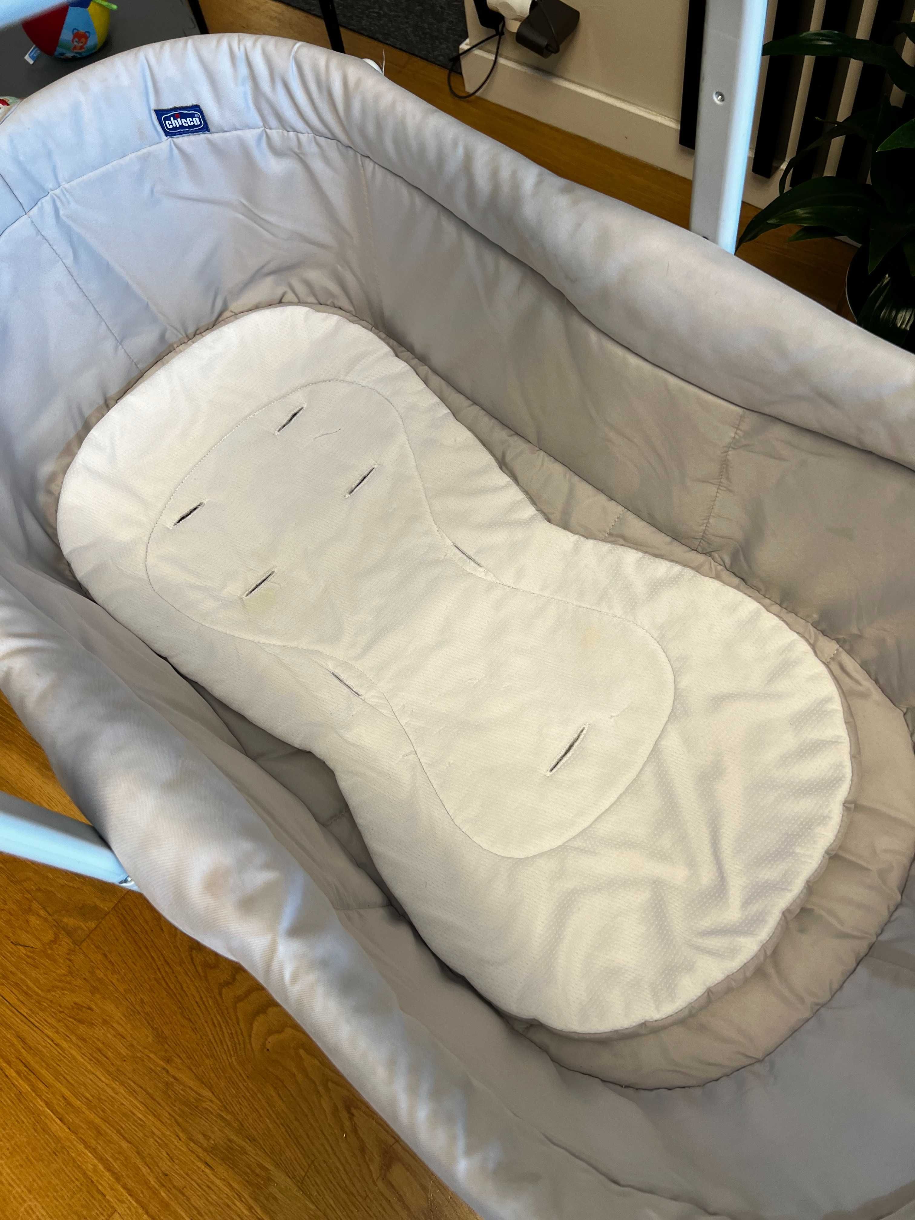 Chicco Baby Hug 4 w 1 + MATERAC do spania Leżaczek / Fotel / Krzesełko