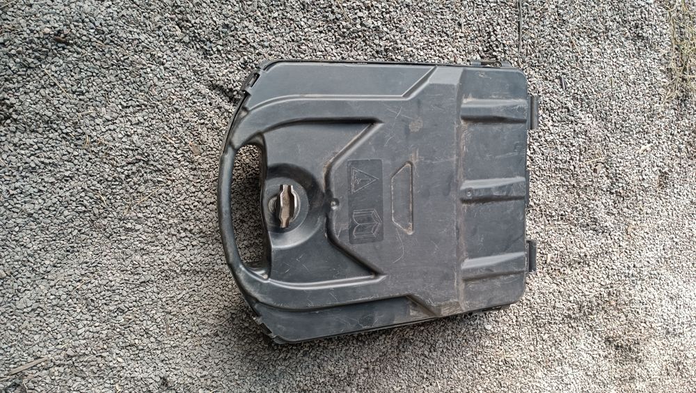 Комплект домкрат оригінал Trafic, Vivaro з 2015р.в.