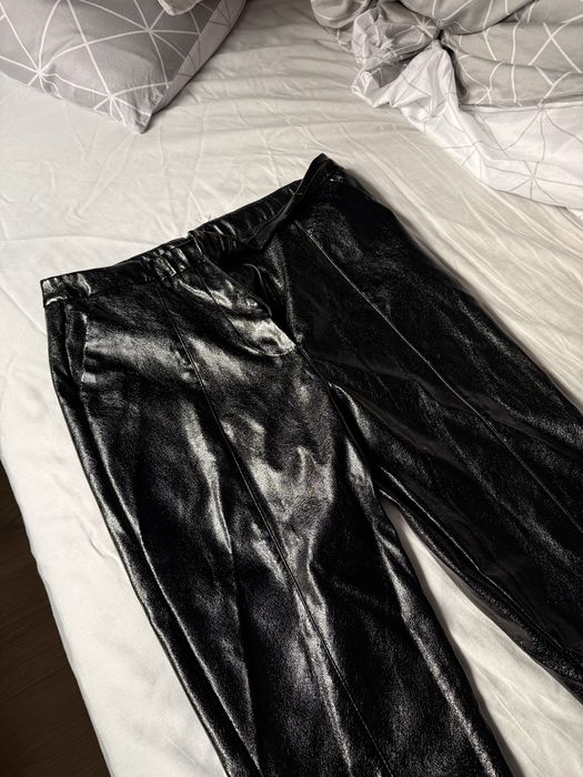 Skórzane czarne spodnie damskke