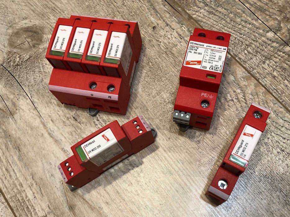 OGRANICZNIK PRZEPIĘĆ 20kA DEHN guard 952400 ochronnik 3 fazy