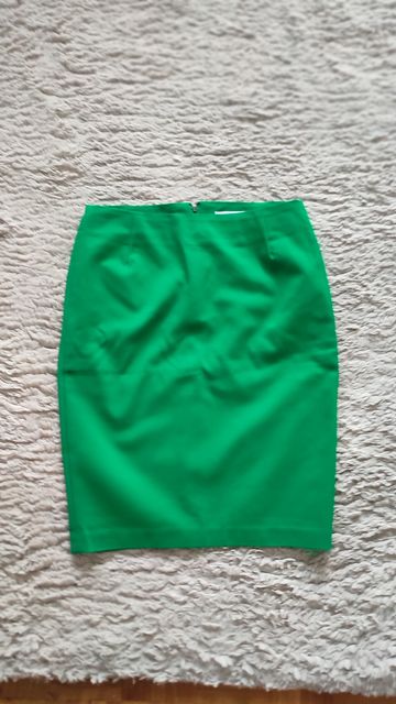 Spódnica ołówkowa Reserved na lato zielona roz.38