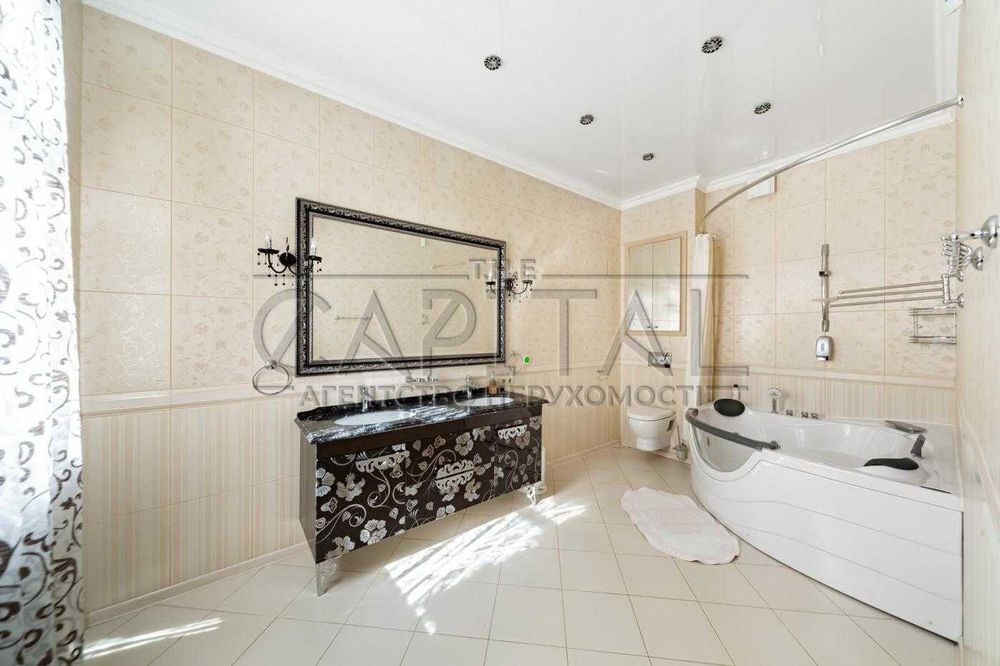 Продаж розкішного будинку в Козині