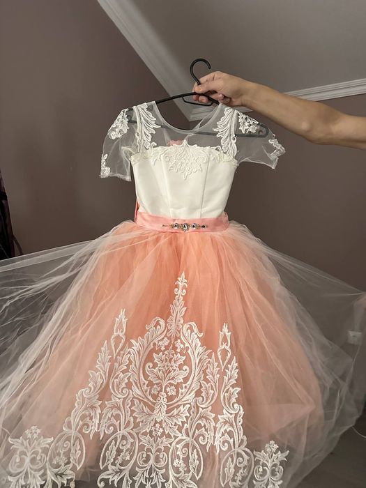 Плаття випускне, святкове. Розпродаж!