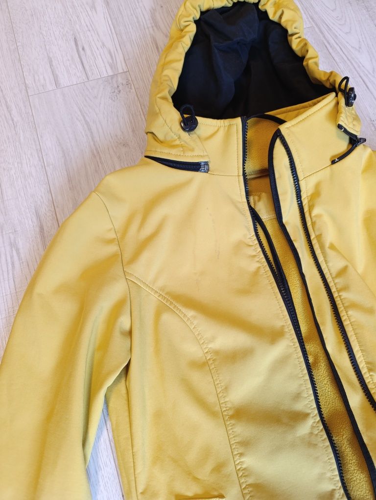 Kurtka Softshell Fun2BeMum do noszenia
