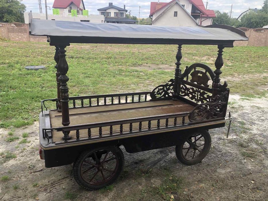 Катафалк похоронний