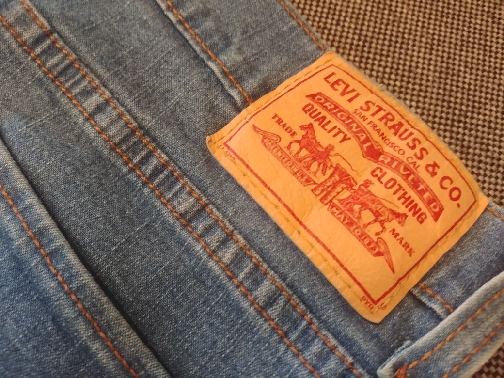 Dżinsy damskie Levis 512