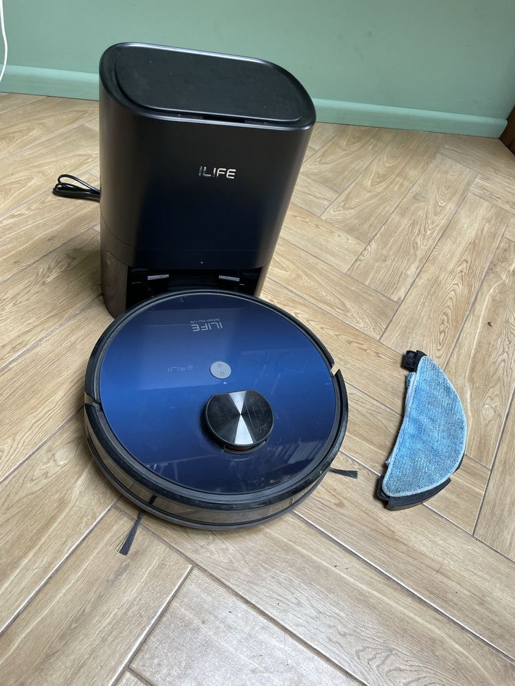 Robot odkurzająco mopujący ze stacją dokującą ILIFE T10s
