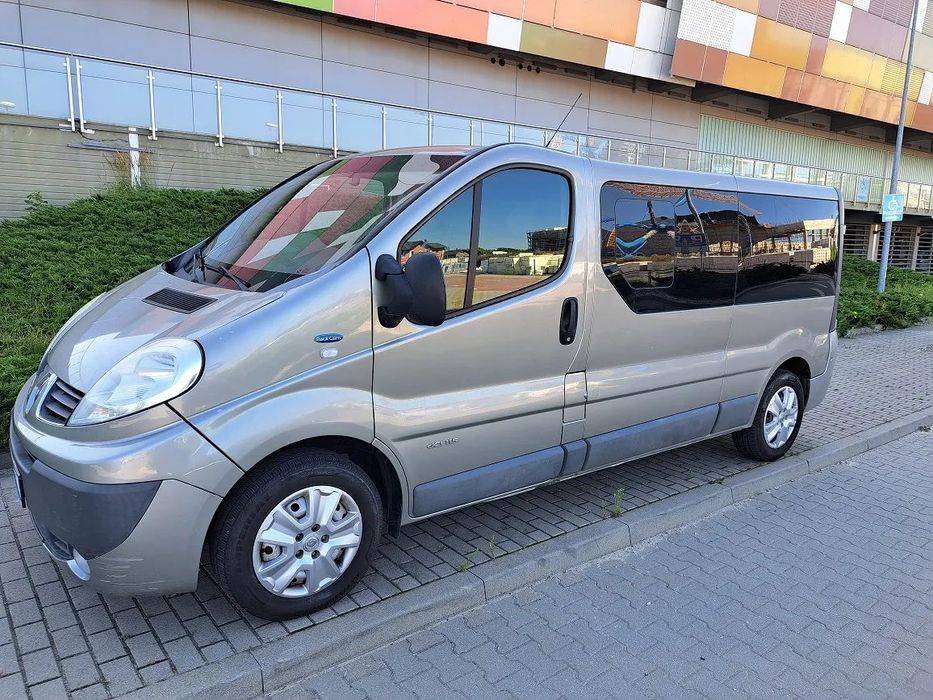 Renault Trafic 9 osób Long L2H1 Pack Clim Polski Salon Klima F.VAT23% c.netto: 26500