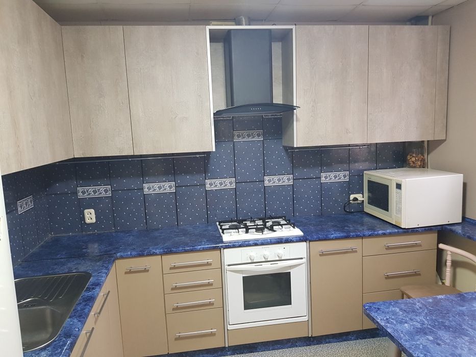 Ремонт мебели. Замена столешницы  и фасадов. Изменение дизайна.