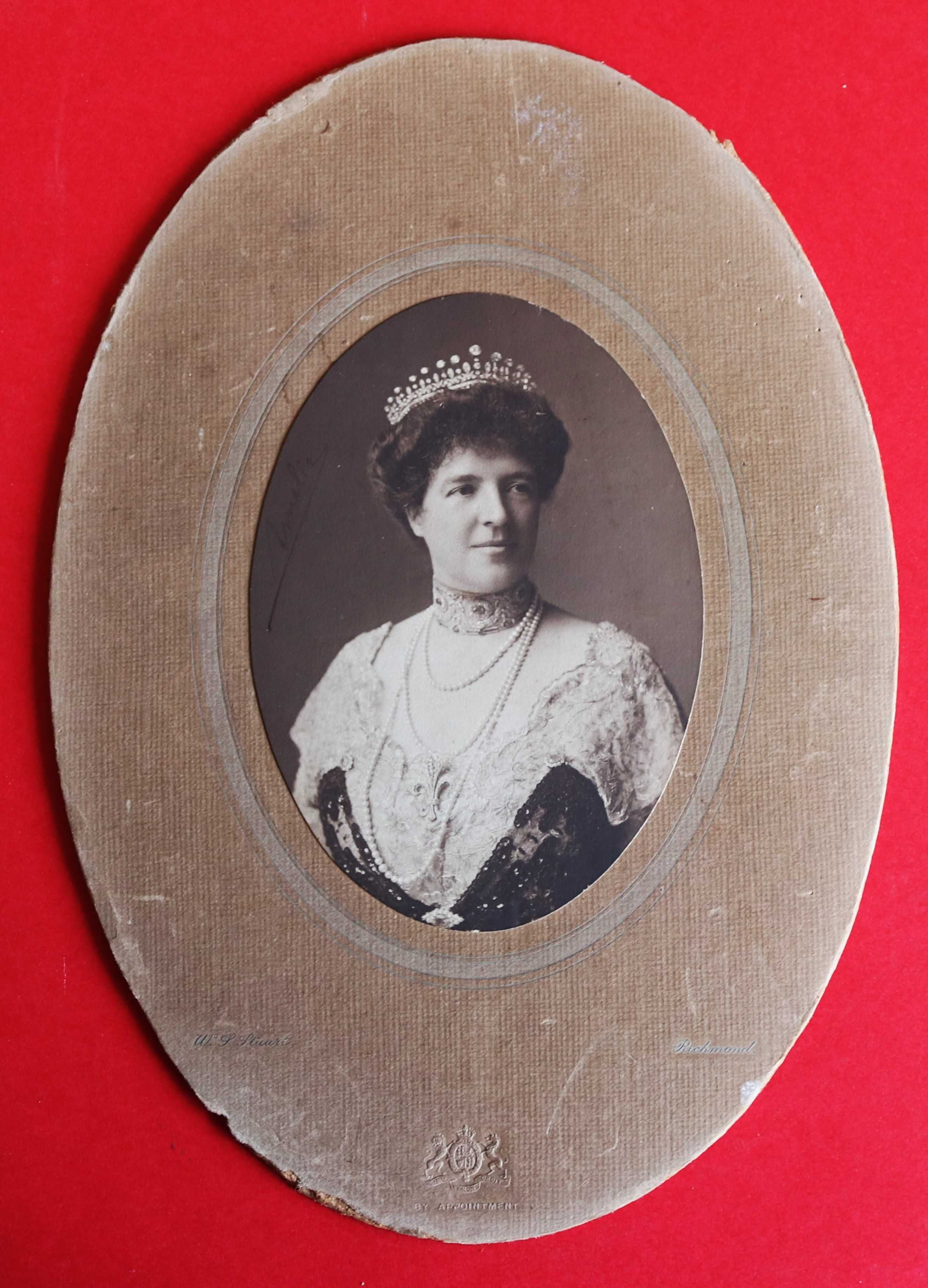 Rainha D. Amélia fotografia autografada, 1907 W. S. Stuart; Richmond