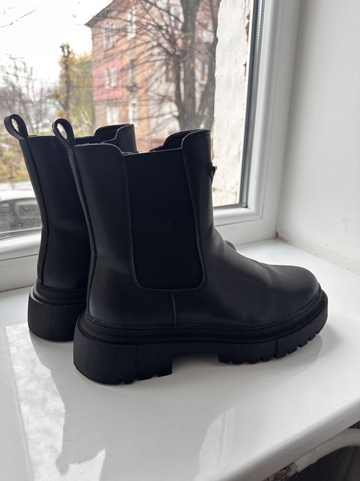 Челсі шкіряні 40 розмір