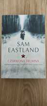 Czerwona trumna, Sam Eastland