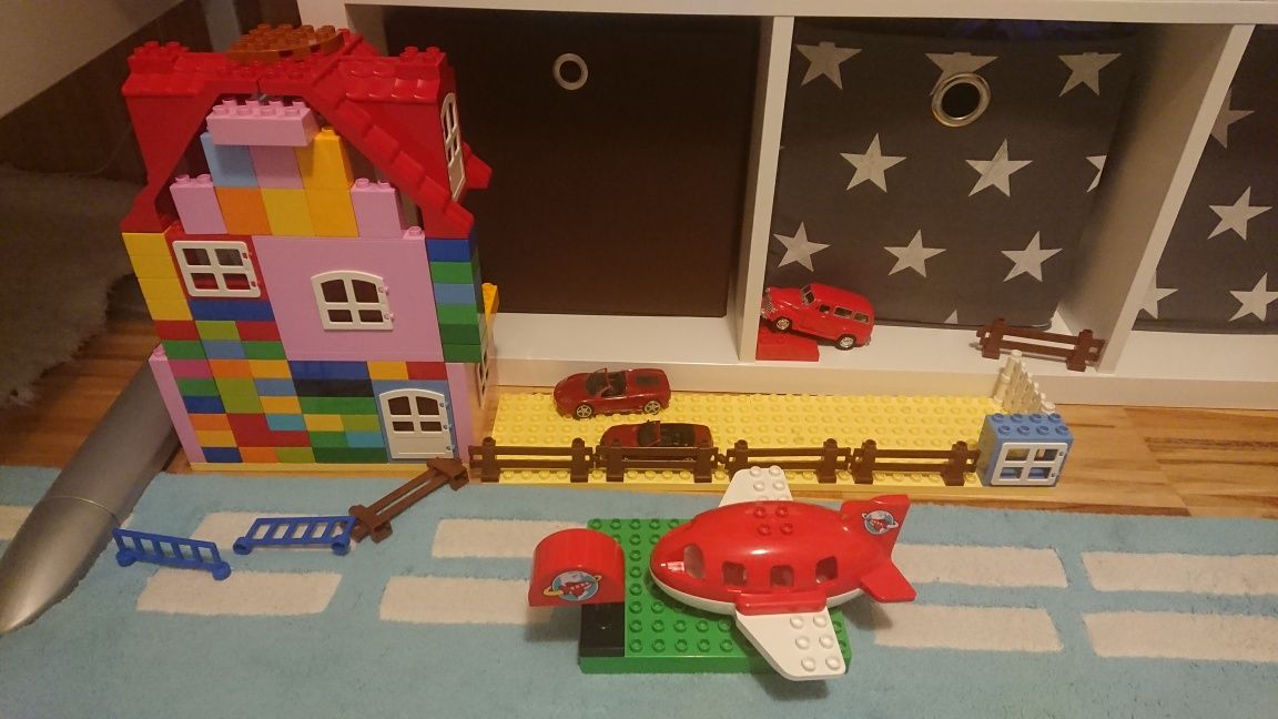 Lego Duplo bardzo duzo klocków i figurek, Kosztowały ponad 2500 zł