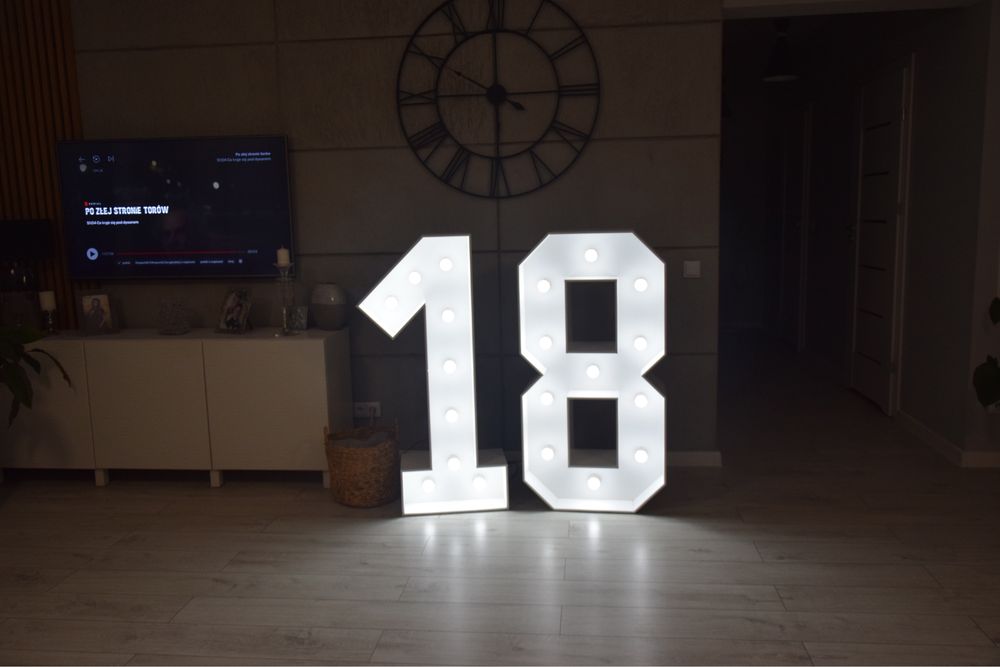 Cyfry led 18 duża 120 cm - producent