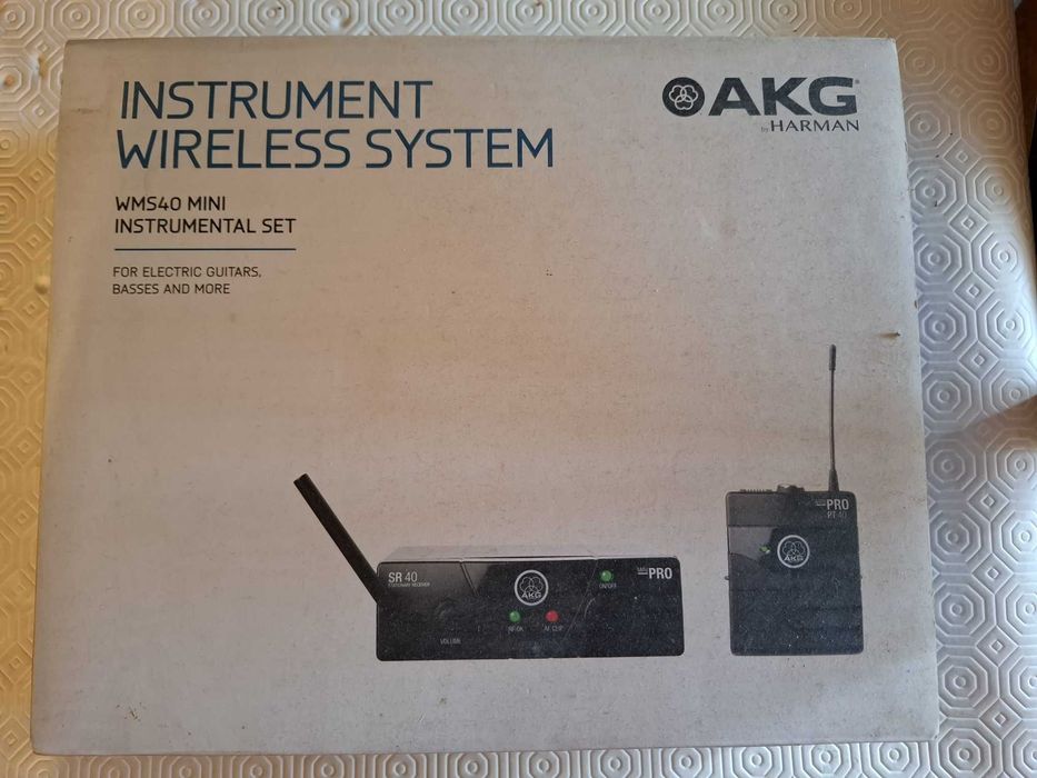 AKG WMS 40 Mini Instrument Set + MICRO AKG CK 97 L B-Stock (COMO NOVO)