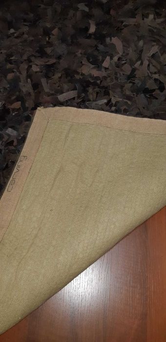 Tapete marca Carving em pele castanha 2.40x1. 70