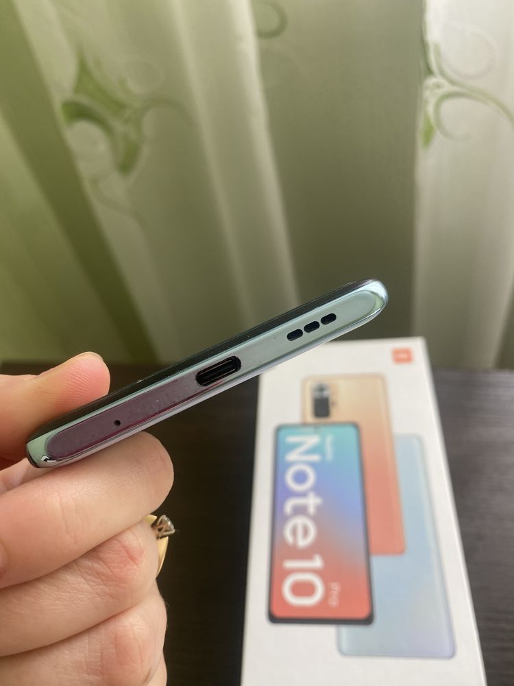 Продам телефон Redmi Note 10 Pro + подарунок наушники