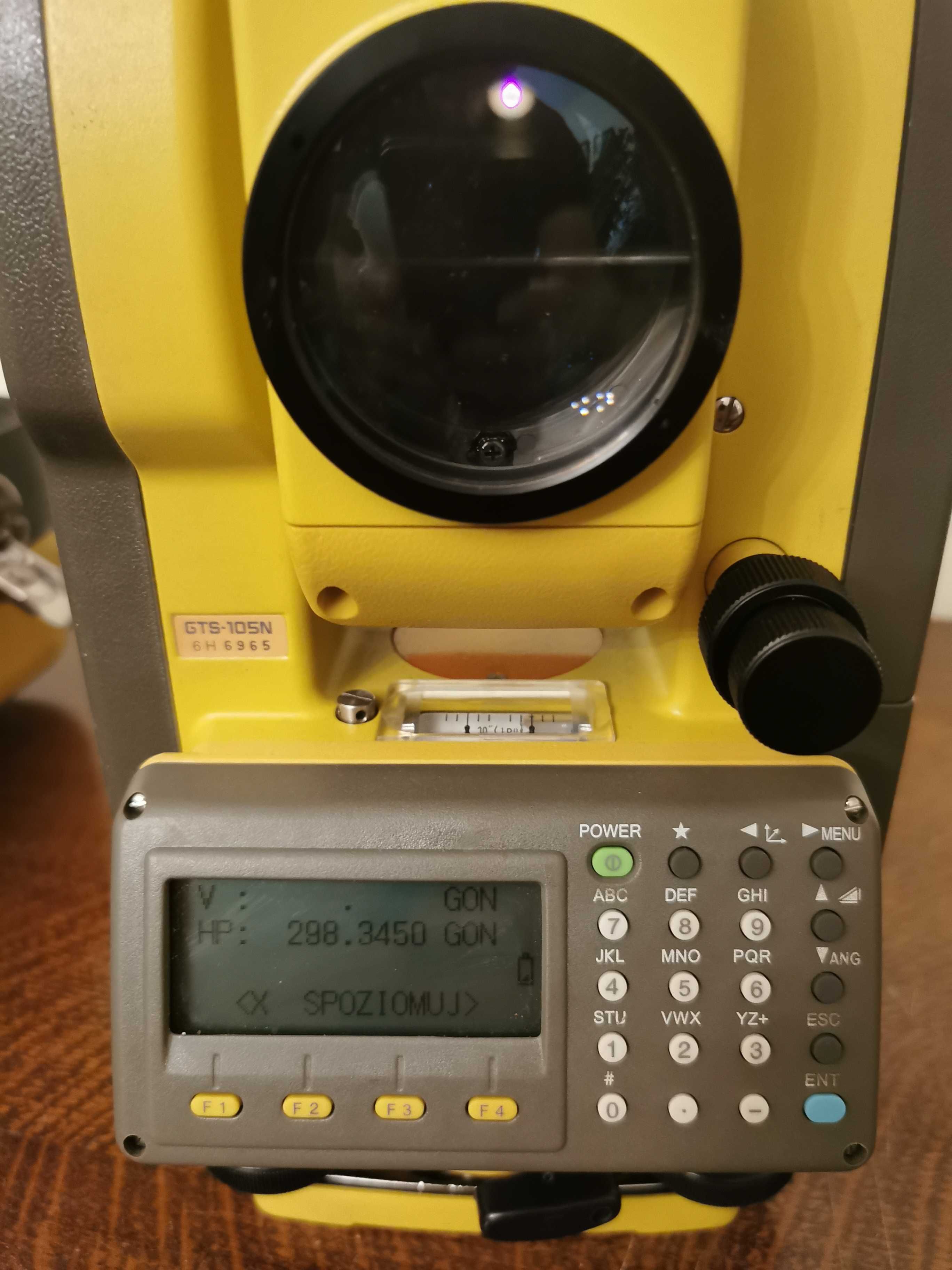 Tachimetr elektroniczny GTS-105N