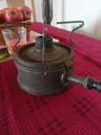 stara lampa naftowa