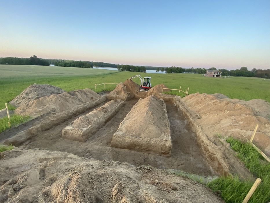 Usługi minikoparką, Koparko-ładowarką Wywrotka 3,5 Przyłącza wod-kan