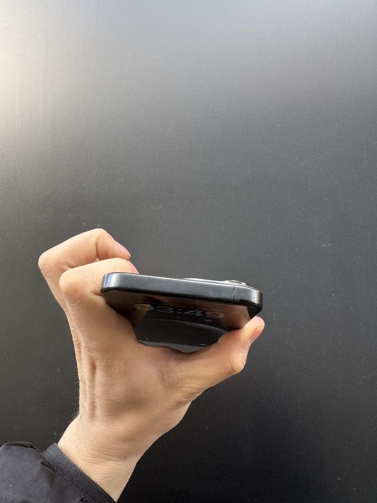 Продам Iphone 15 Pro Max/256