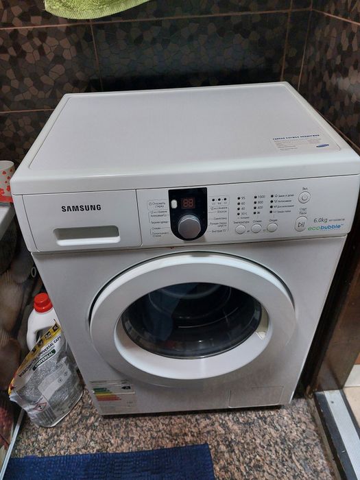 Продам пральну машину Samsung в хорошому робочому стані