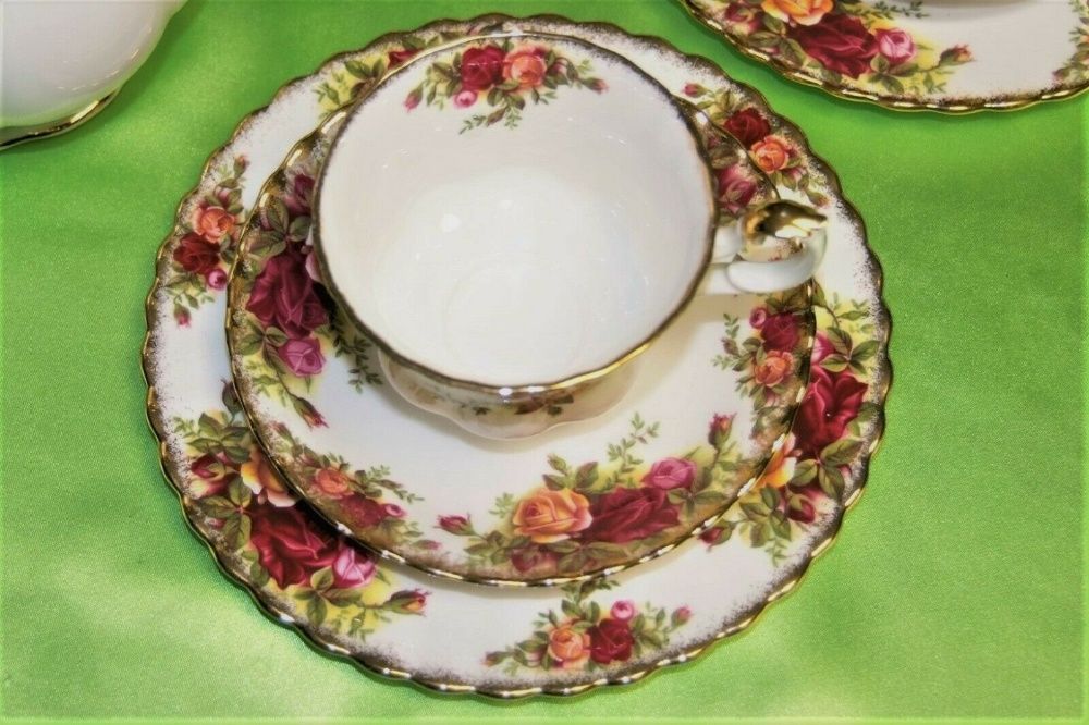 royal albert OLD COUNTRY ROSES чайний сервиз Англия, 1962р