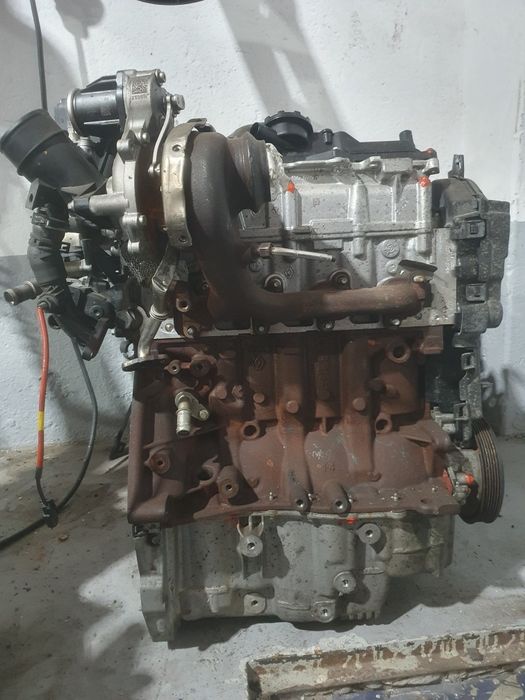 Motor usado Renault a funcionar e completos