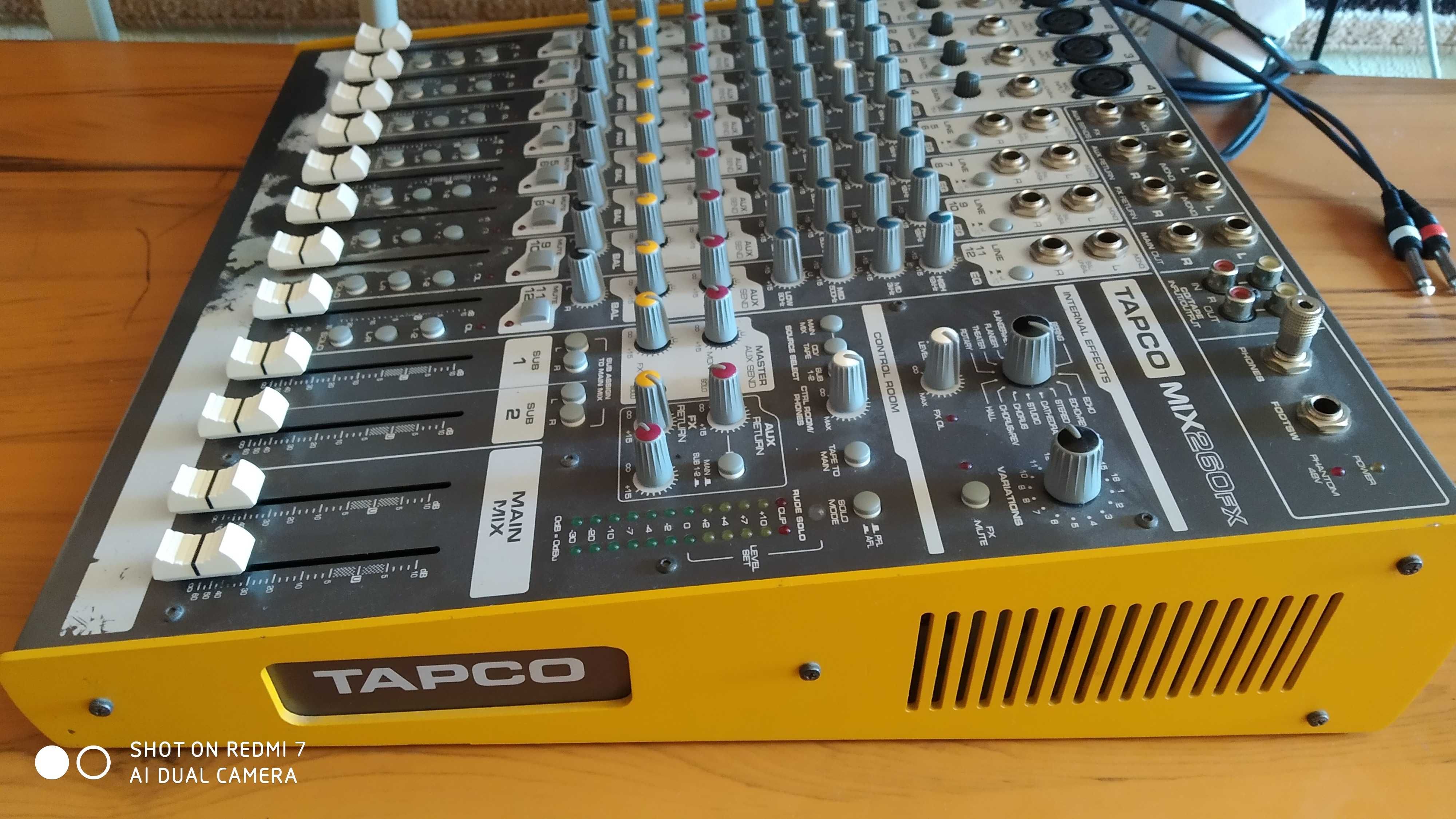 мікшерний пульт TAPCO MIX 260FX