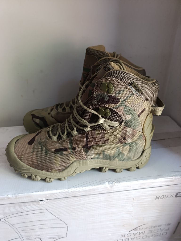 Продам берци Gepard нові!