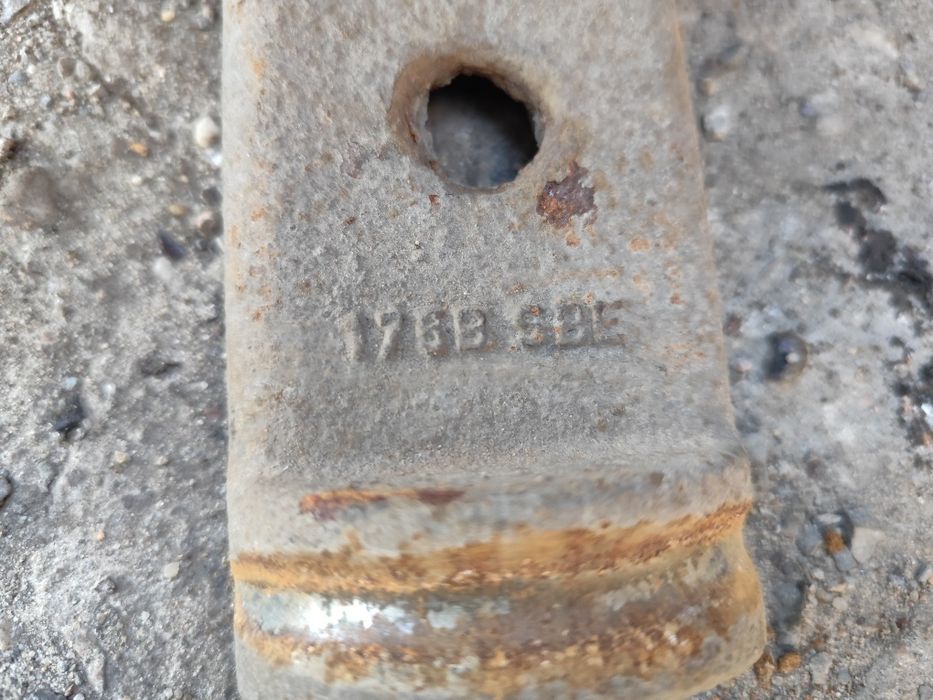 VW LT LT35 LT28 Mercedes Sprinter resor tył pióro resoru blaszak