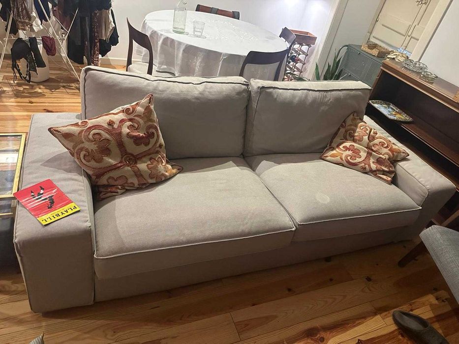 Sofá KIVIK IKEA 3 lugares