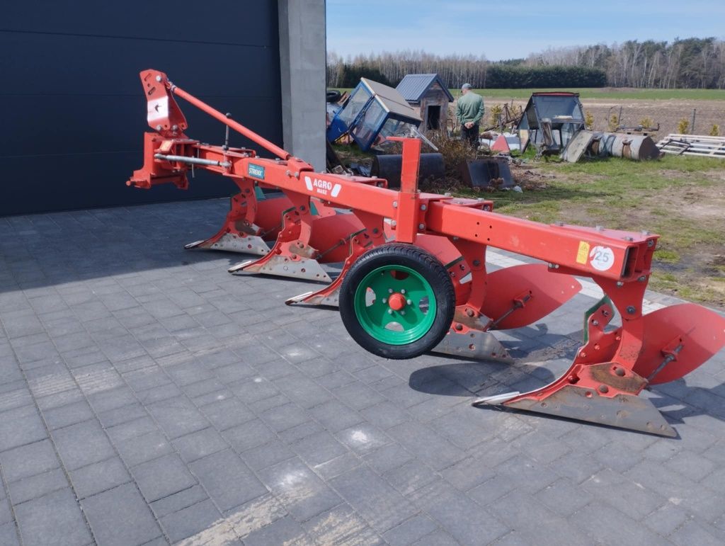 Sprzedam pługi 5  AGRO MASZ  P J5  jak kverneland