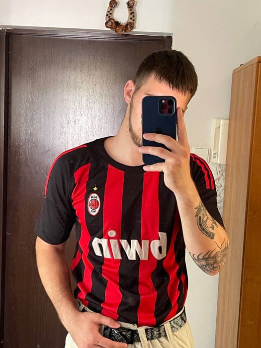 Продаю футболку Ronaldinho