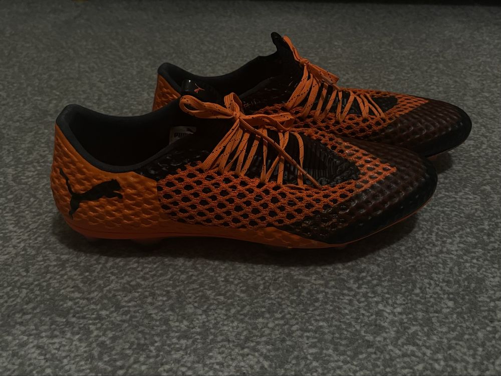 Puma Future 2.1 Netfit Low Hybrid Soccer Cleats