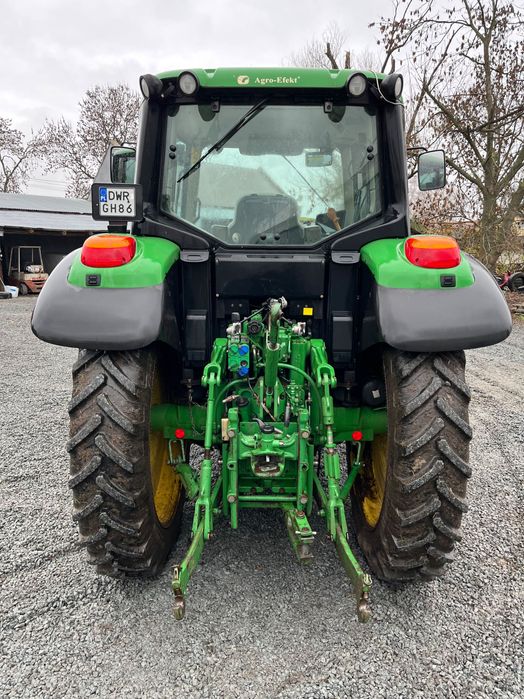 John deere 6115M