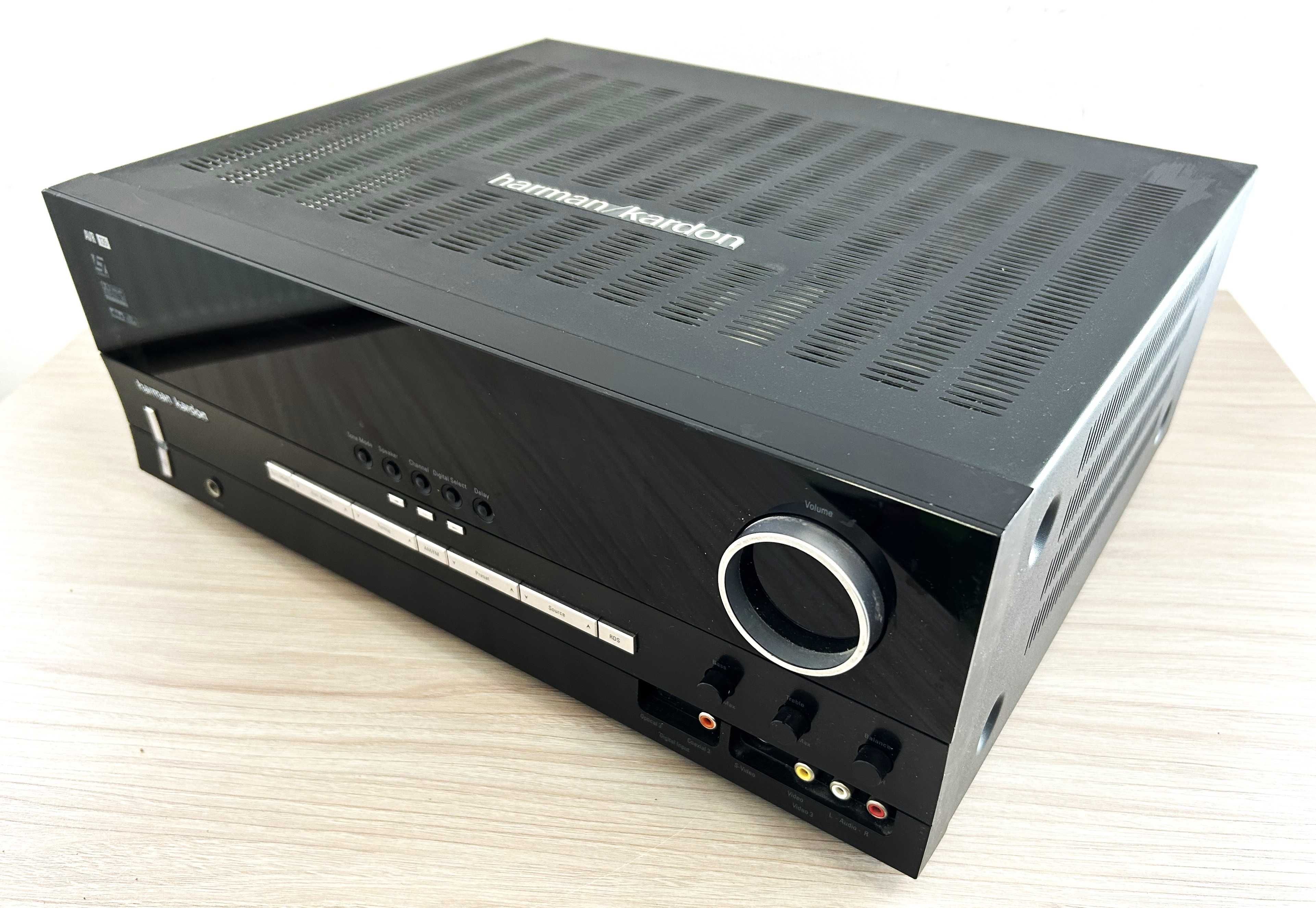 Amplituner Harman Kardon AVR135 6.1 czarny