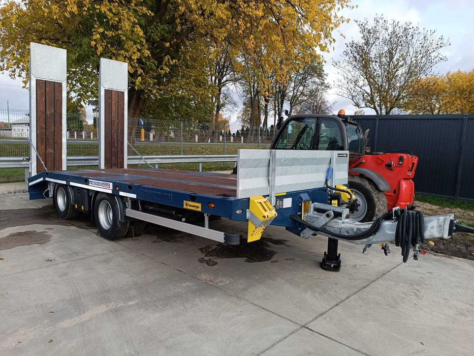 Nowa Przyczepa Scorpion Tandem , 2 osie, najazdy, regulowany zaczep !