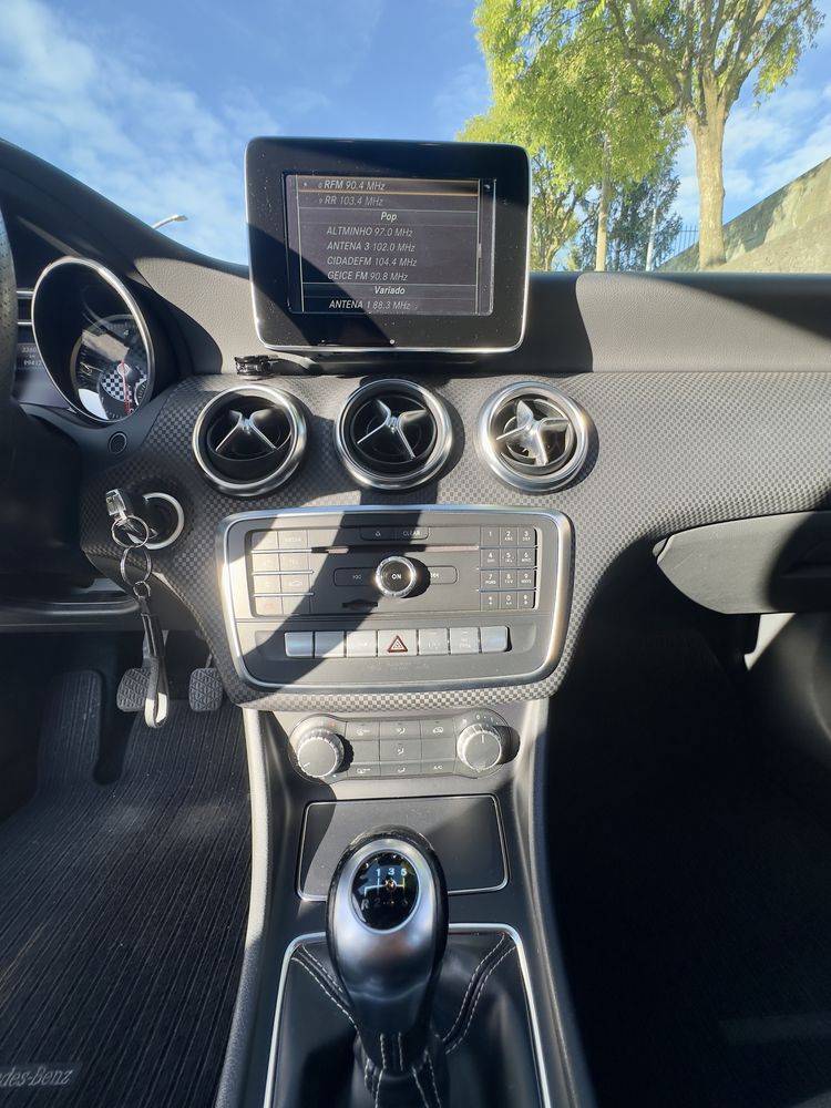2016 Mercedes Classe A | 99000 km | Nacional
