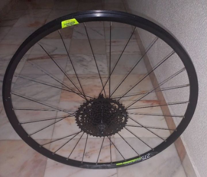 Roda 27.5 de trás