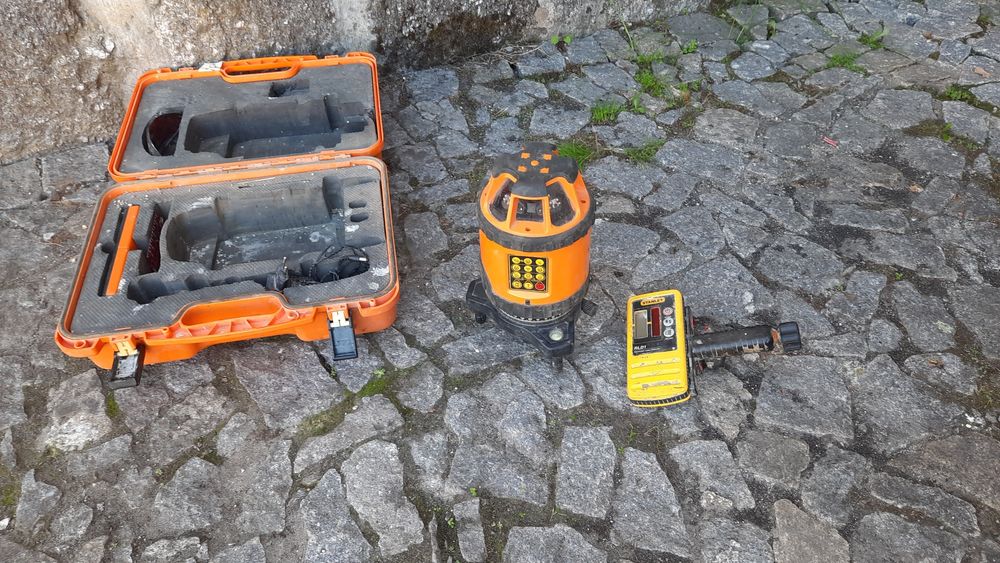 Laseres nivelador em bom estado. Serra de corte da Hilti