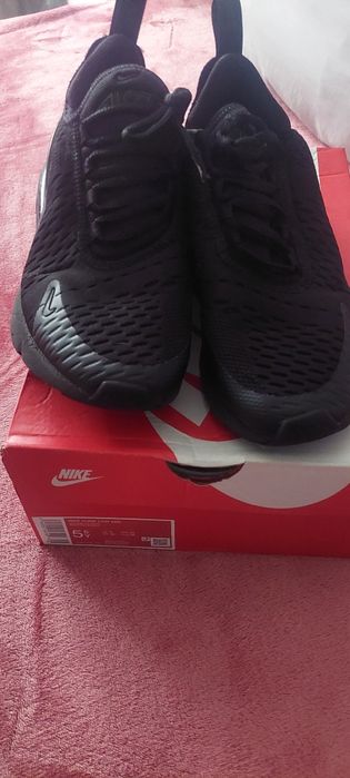 Sapatilhas marca Nike número 37.5