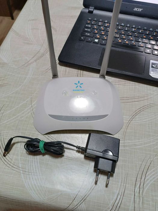 Huawei E5186; TP-LINK TL-WR840N