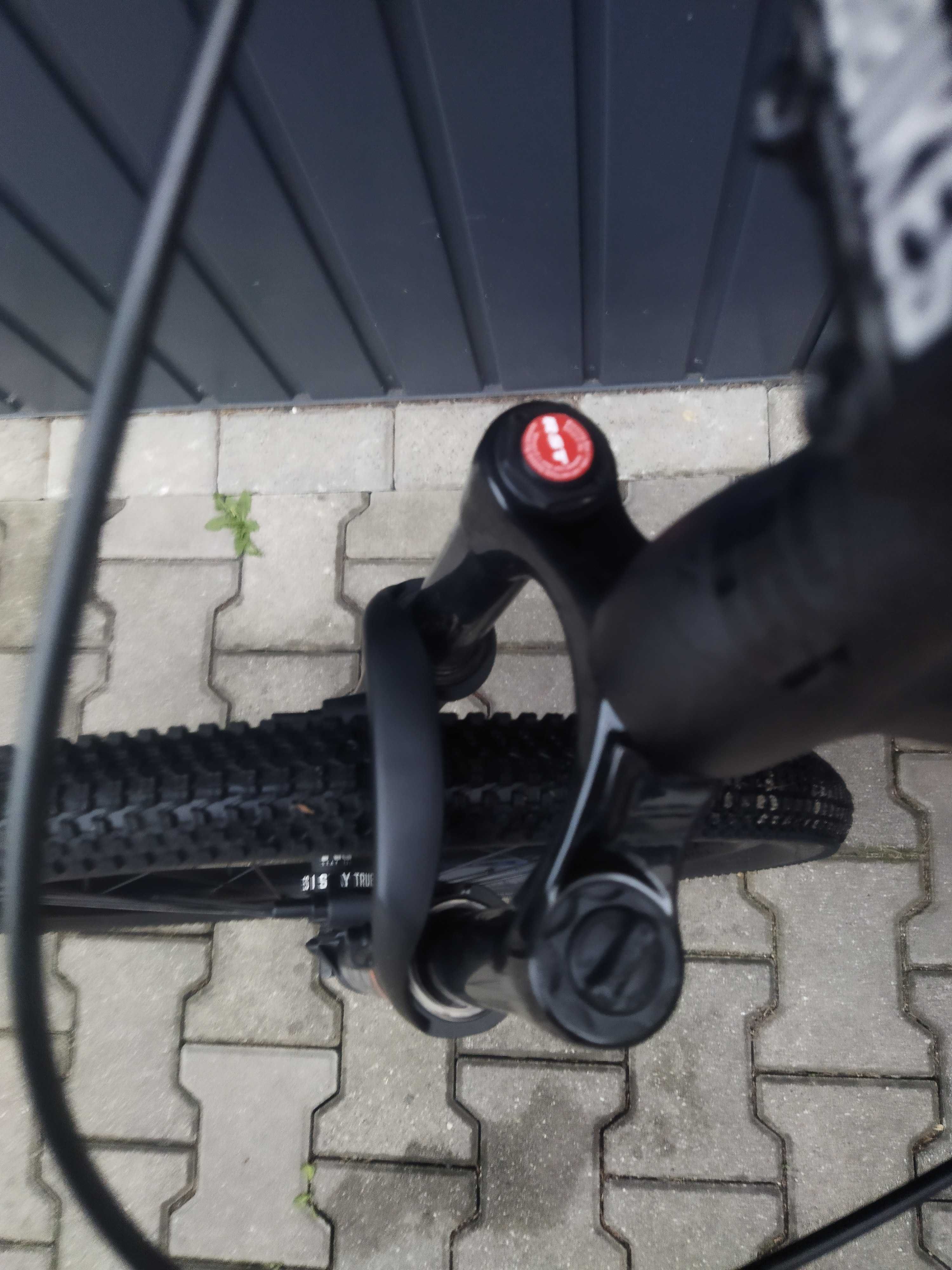 Rower Dirt NS Bike movement 3