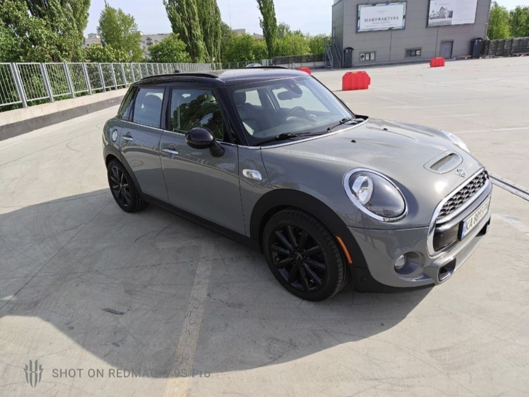 Продам Mini Cooper