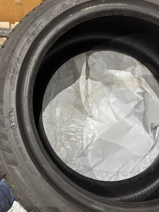 Продам зимнюю резину HANKOOK 225/40/18 и 245/40/18