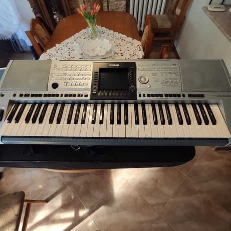 Keyboard Yamaha psr 3000. Organy