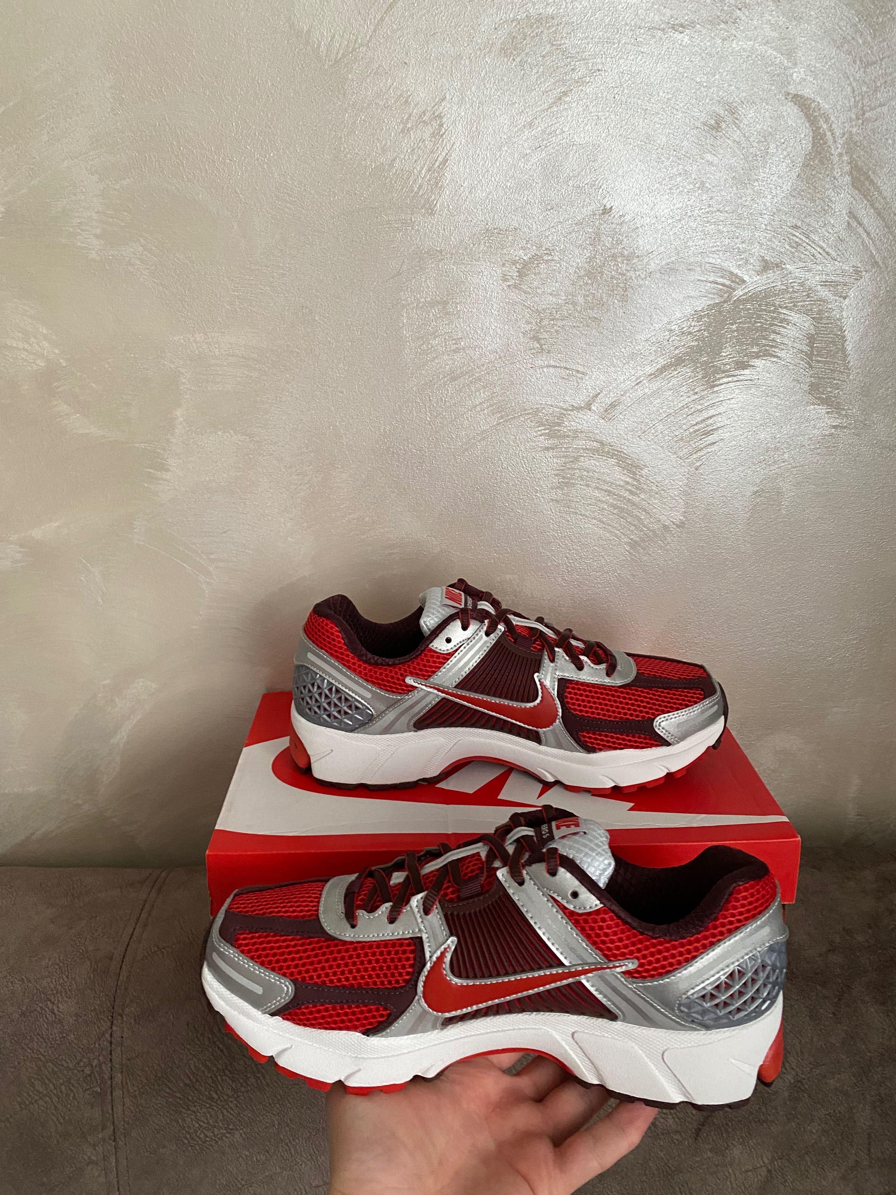 Nike Vomero 5 (оригінал)